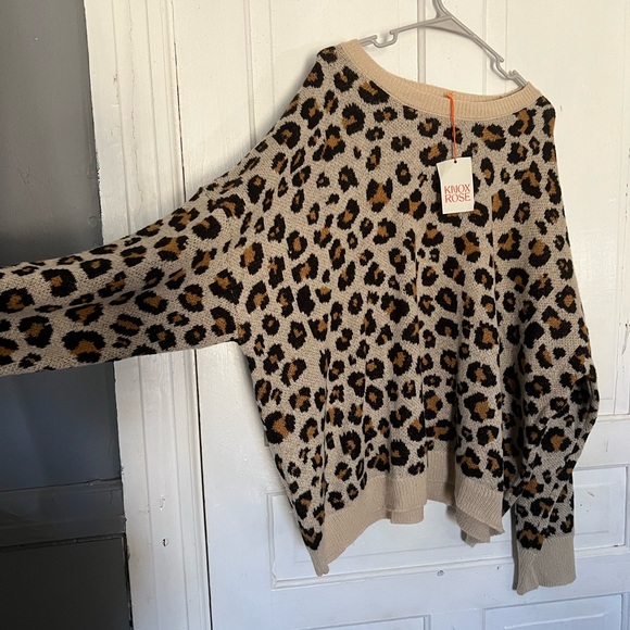 Knox Rose Sweater - Picture 3 of 3